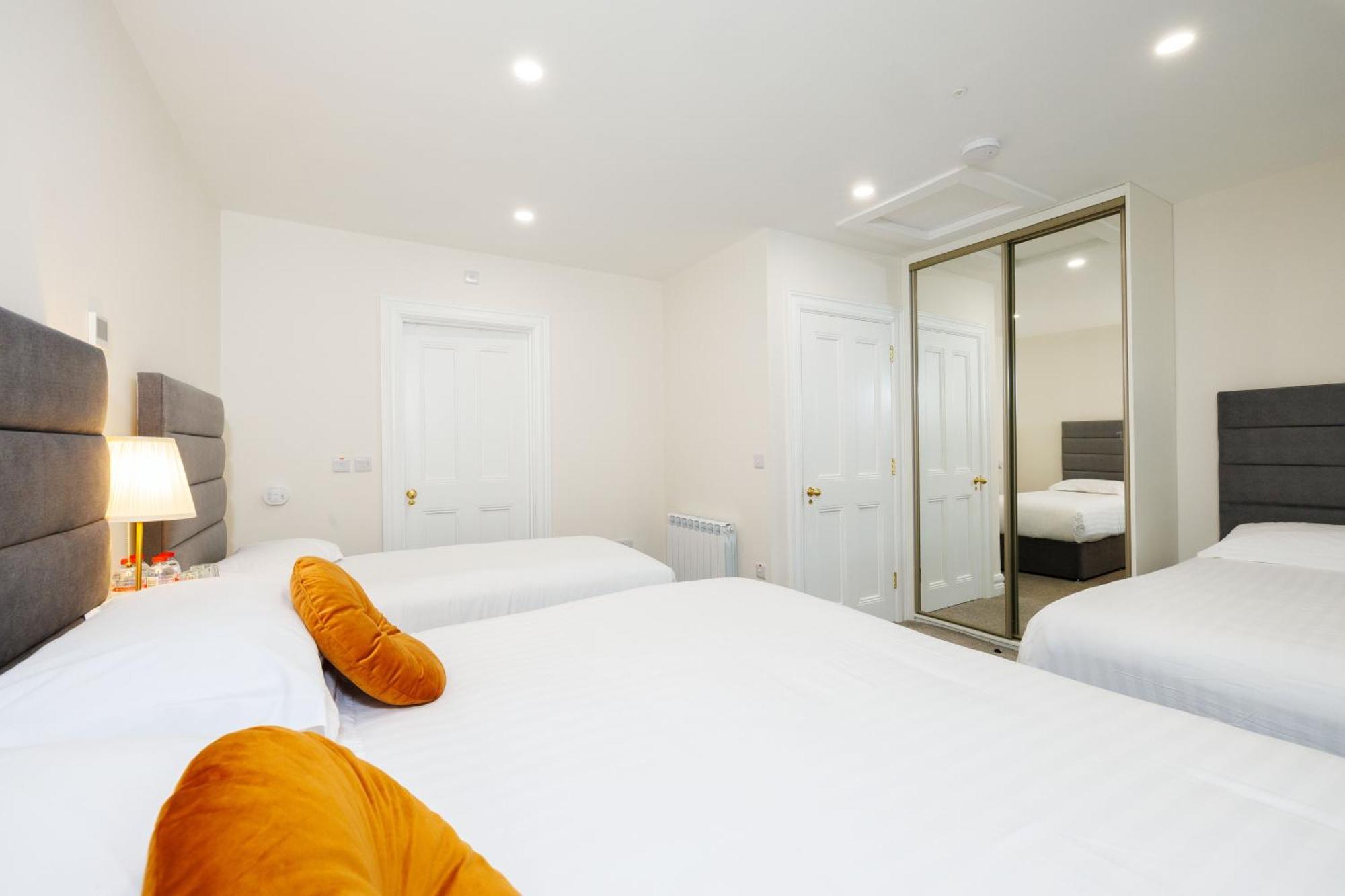 Sandbury Town House Kilkenny Esterno foto